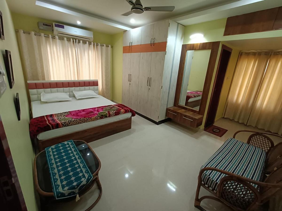 Mi Casa Homestay Гувахати Экстерьер фото